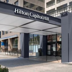 dcadchh-dc-capitol-hilton-exterior1-entrance