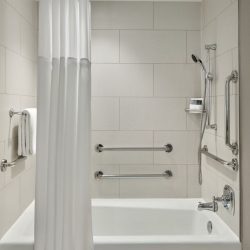 jw-wasjw-ada-tub-shower-53372-80882_Classic-Hor